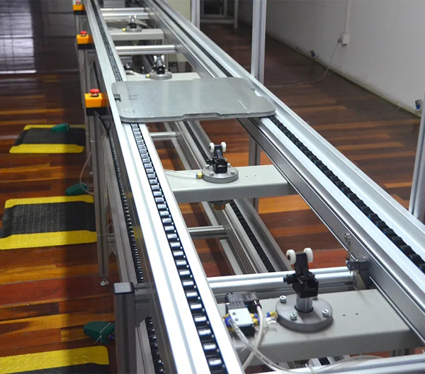 倍速链生产线的链条怎样实现自动清扫和注油？？？？